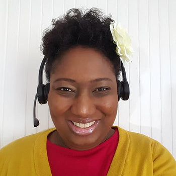 Kamika wearing a Leitner LH275 wireless phone and computer headset