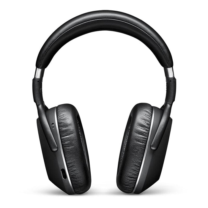 The earcups cover both ears and guarantee full immersion